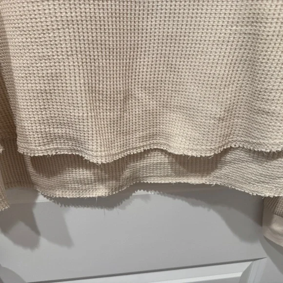 CARLY JEAN LOS ANGELES CJLA IVORY CREAM WAFFLE KNIT TOP - Picture 4 of 6